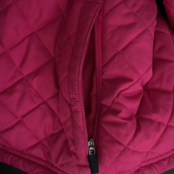 EUC-Style & Co Sport Quilted Zip Jacket. Raspberry. Size XL. 3 Zip Pockets. - Picture 4 of 4